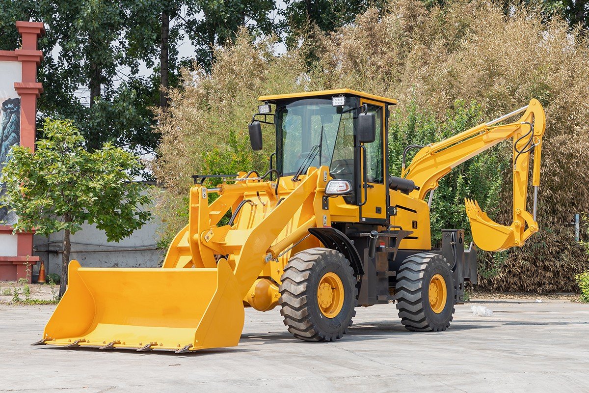 HW15-26 Compact Excavator-Loader: Unleashing Versatility & Efficiency in Earthmoving Operations